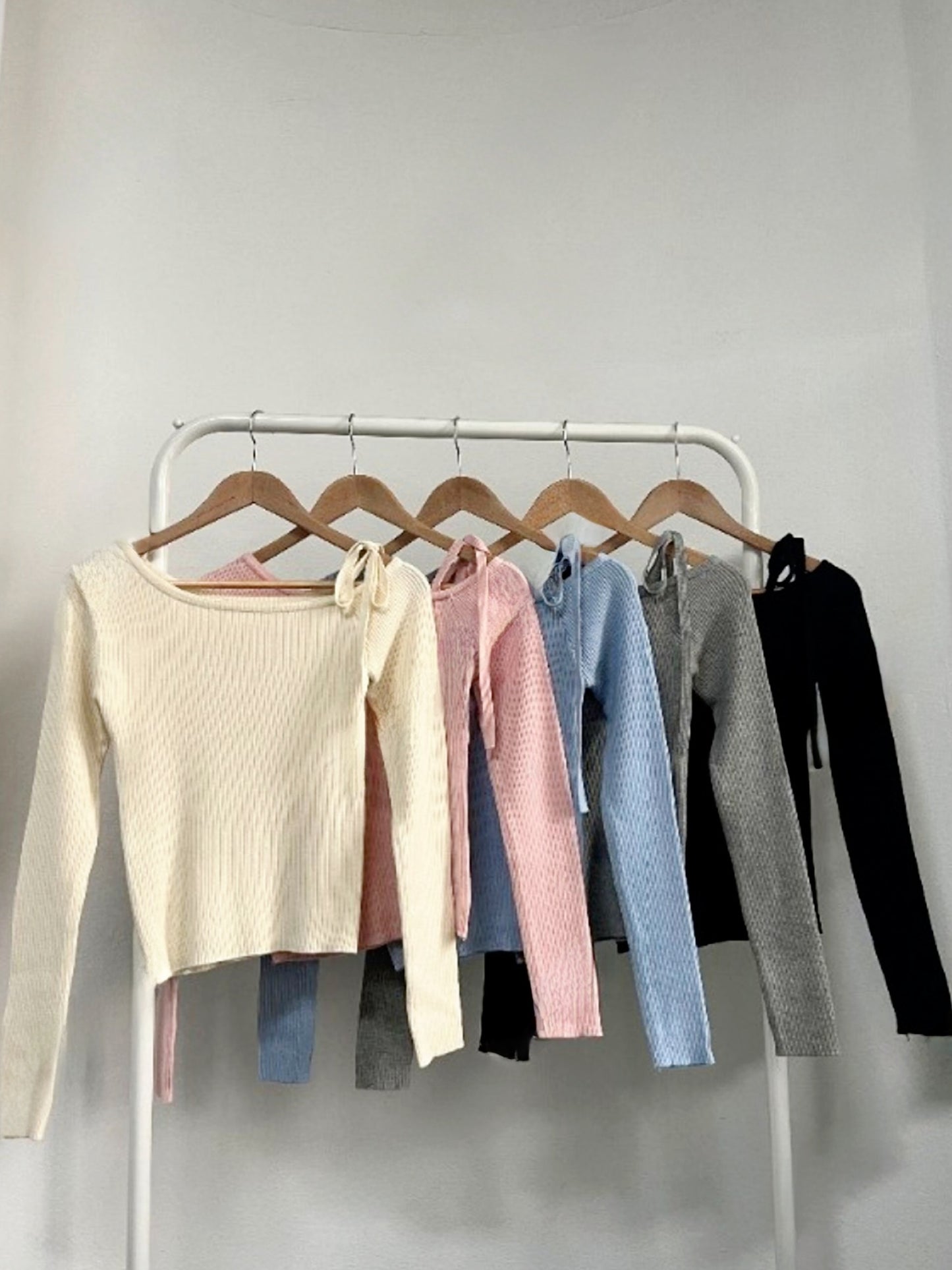 薄薄側肩綁結針織衫