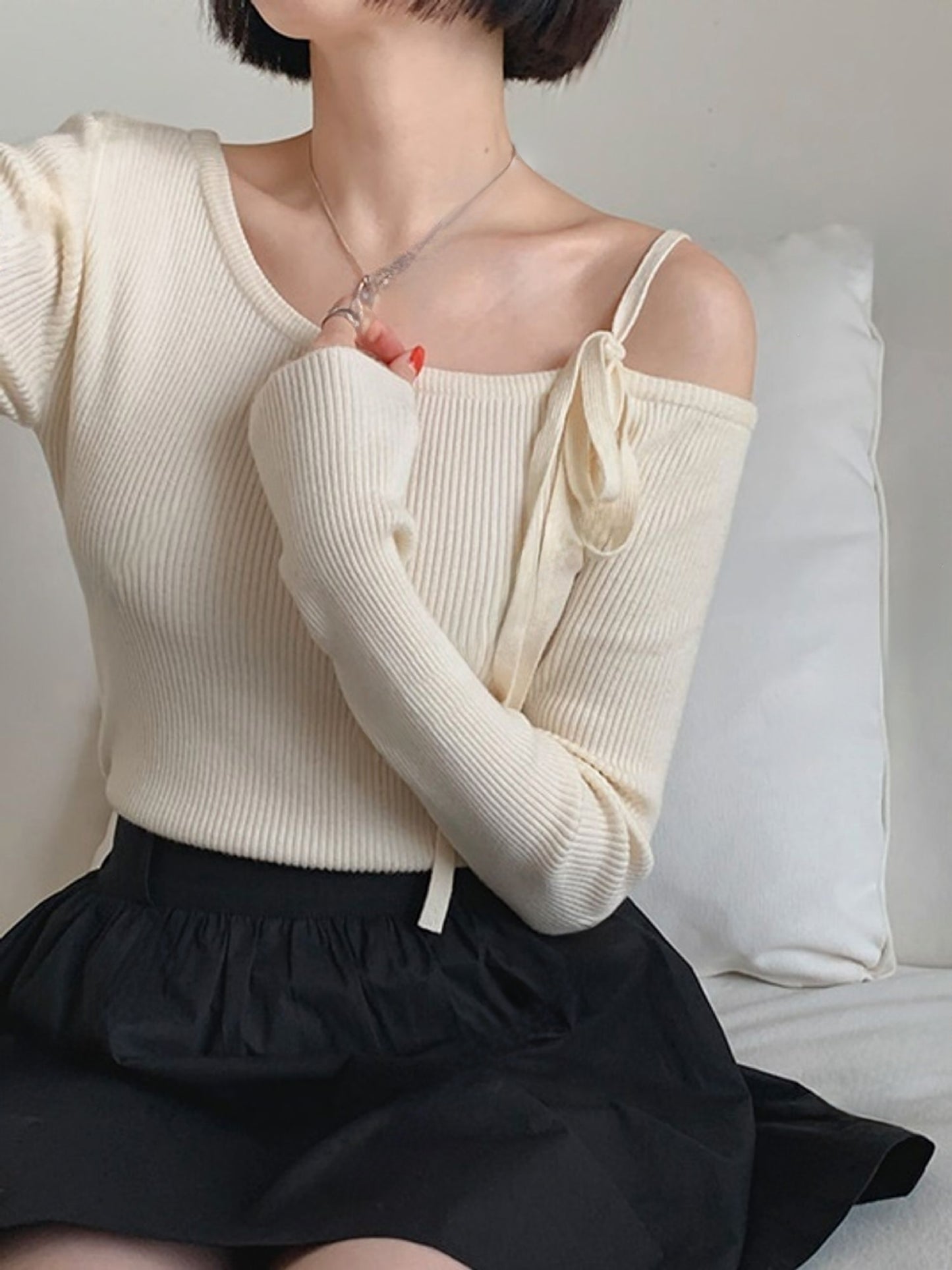 薄薄側肩綁結針織衫
